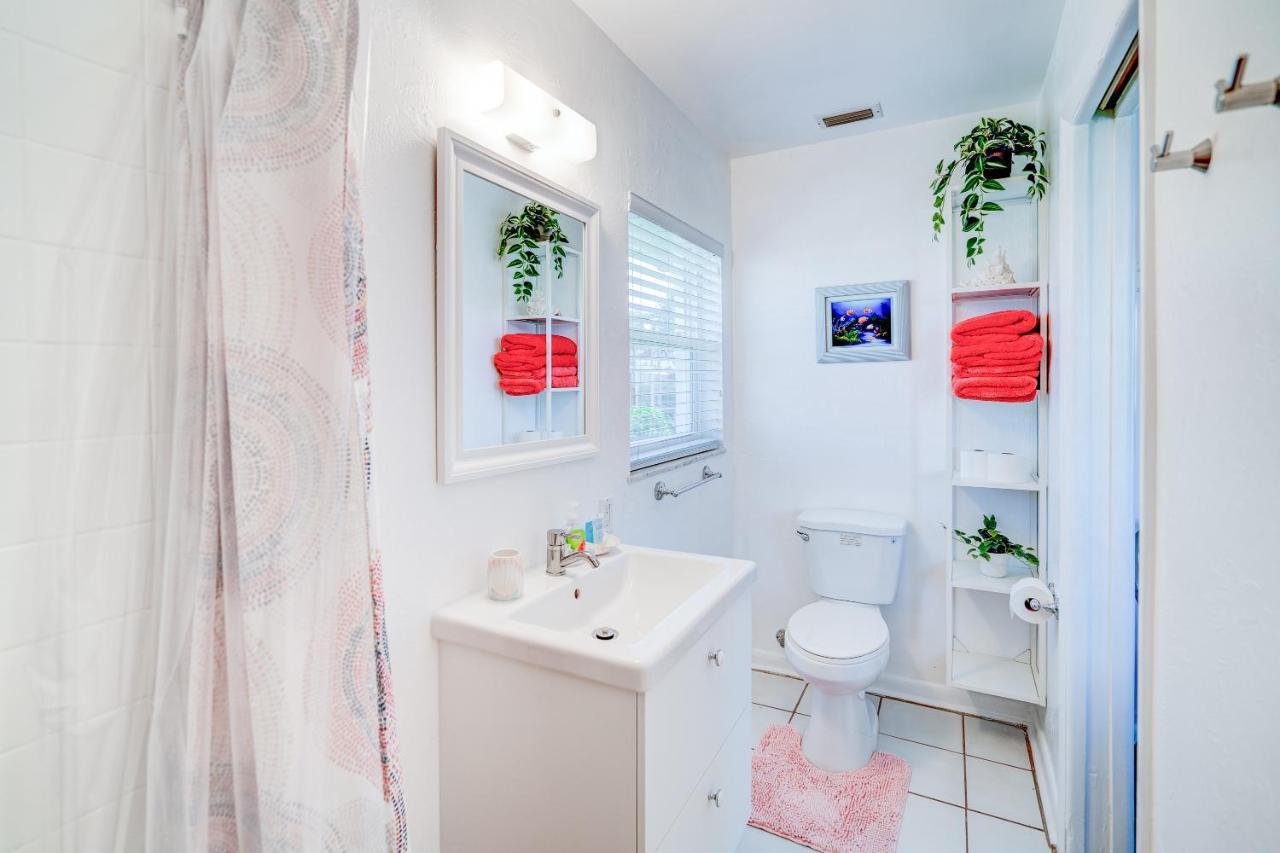 Cozy 60'S Home, City & Canal Located Cape Coral Exterior foto