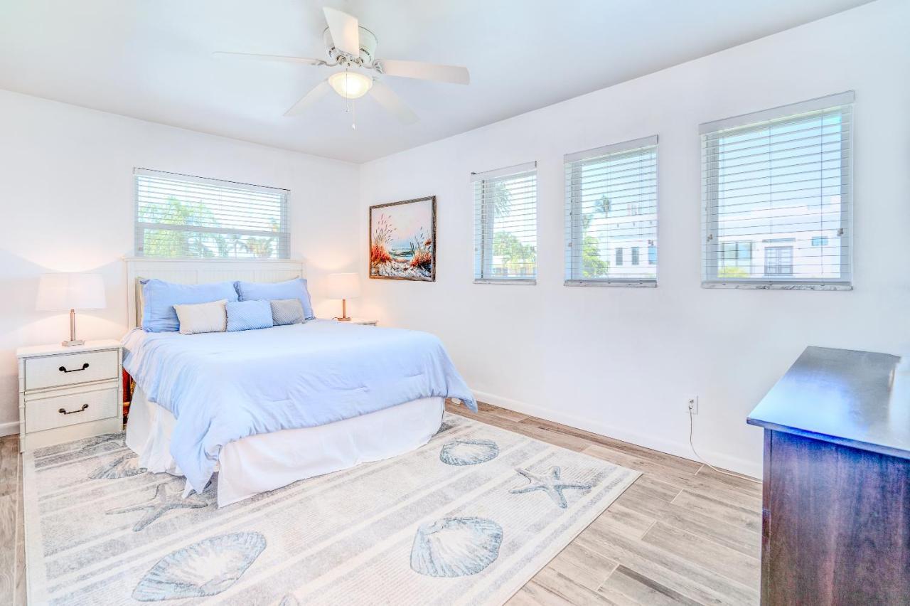 Cozy 60'S Home, City & Canal Located Cape Coral Exterior foto