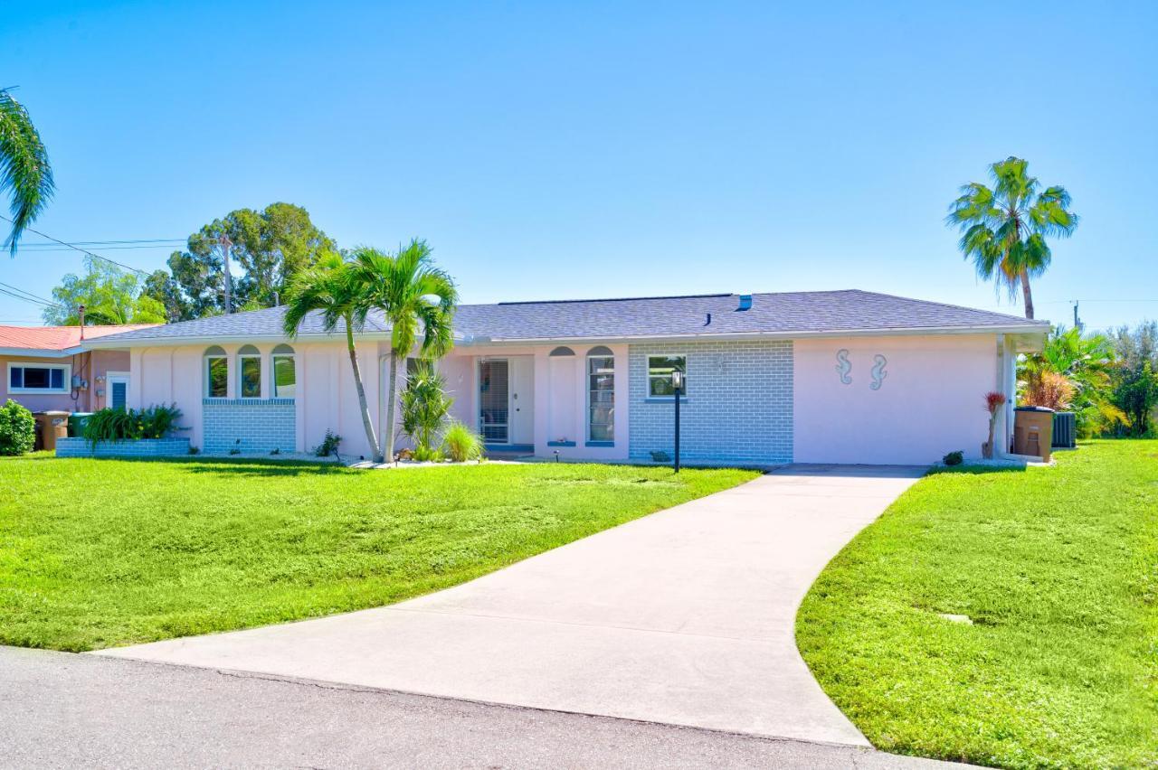 Cozy 60'S Home, City & Canal Located Cape Coral Exterior foto